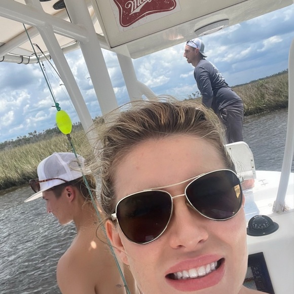 Meet your Posher, Sara - Picture 3 of 5